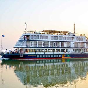 Brahmaputra Cruise