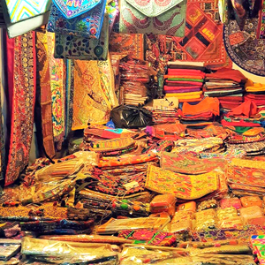 Shopping in Gulmarg