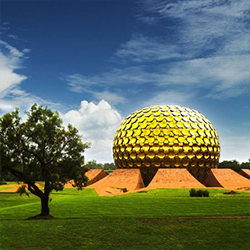 Temple and Pondicherry Beach Tour